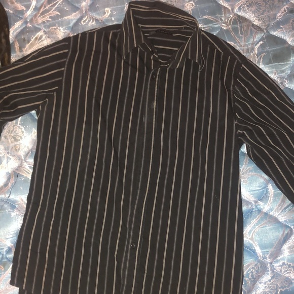 LevelTen button down - Picture 5 of 5